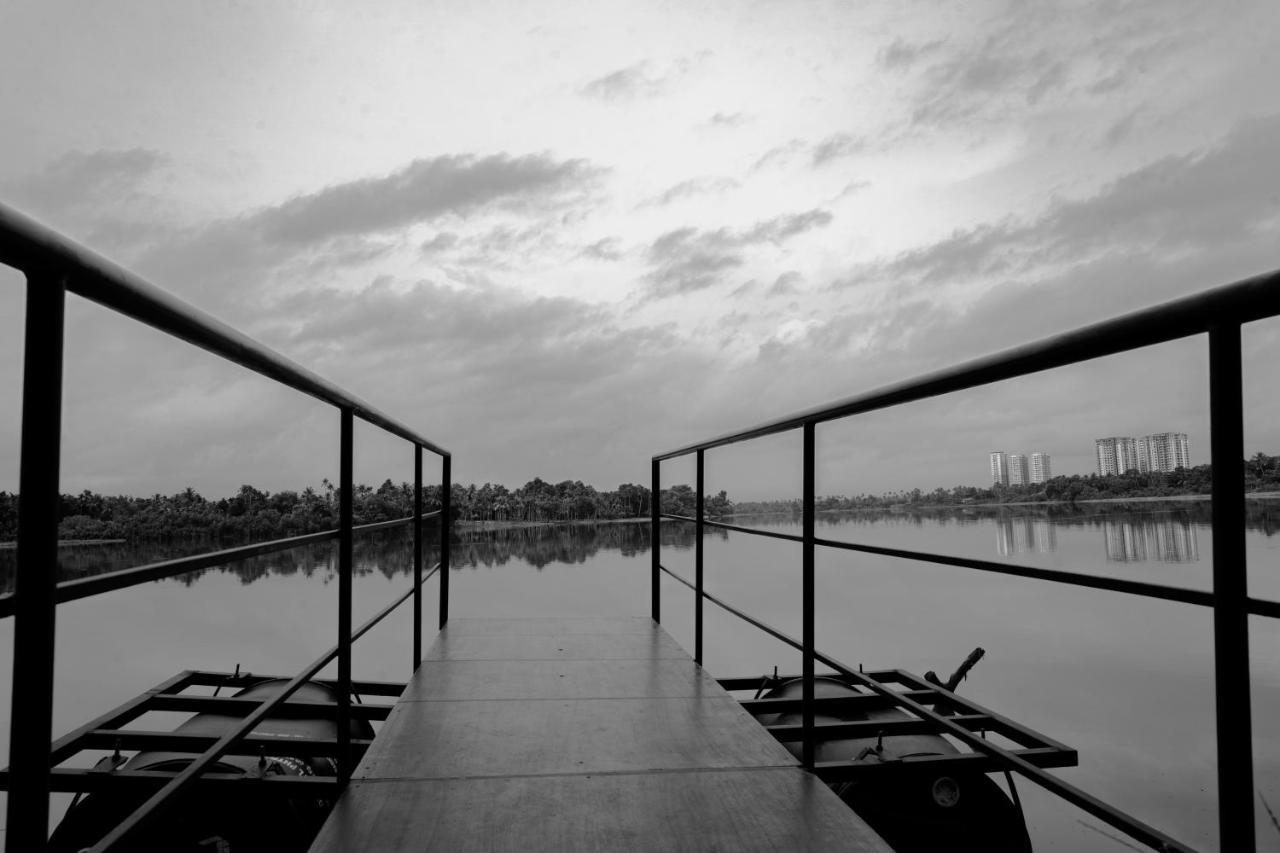 S River Resorts Kochi Exterior foto