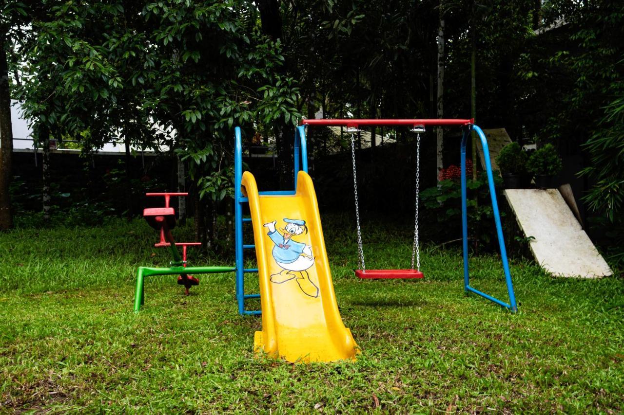 S River Resorts Kochi Exterior foto